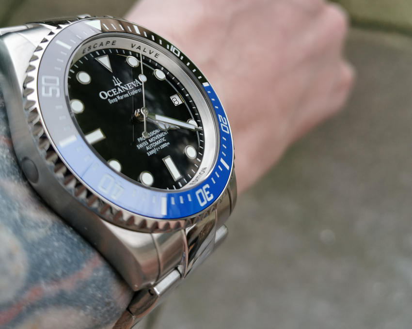 oceaneva deep marine explorer 1000m pro dive watch