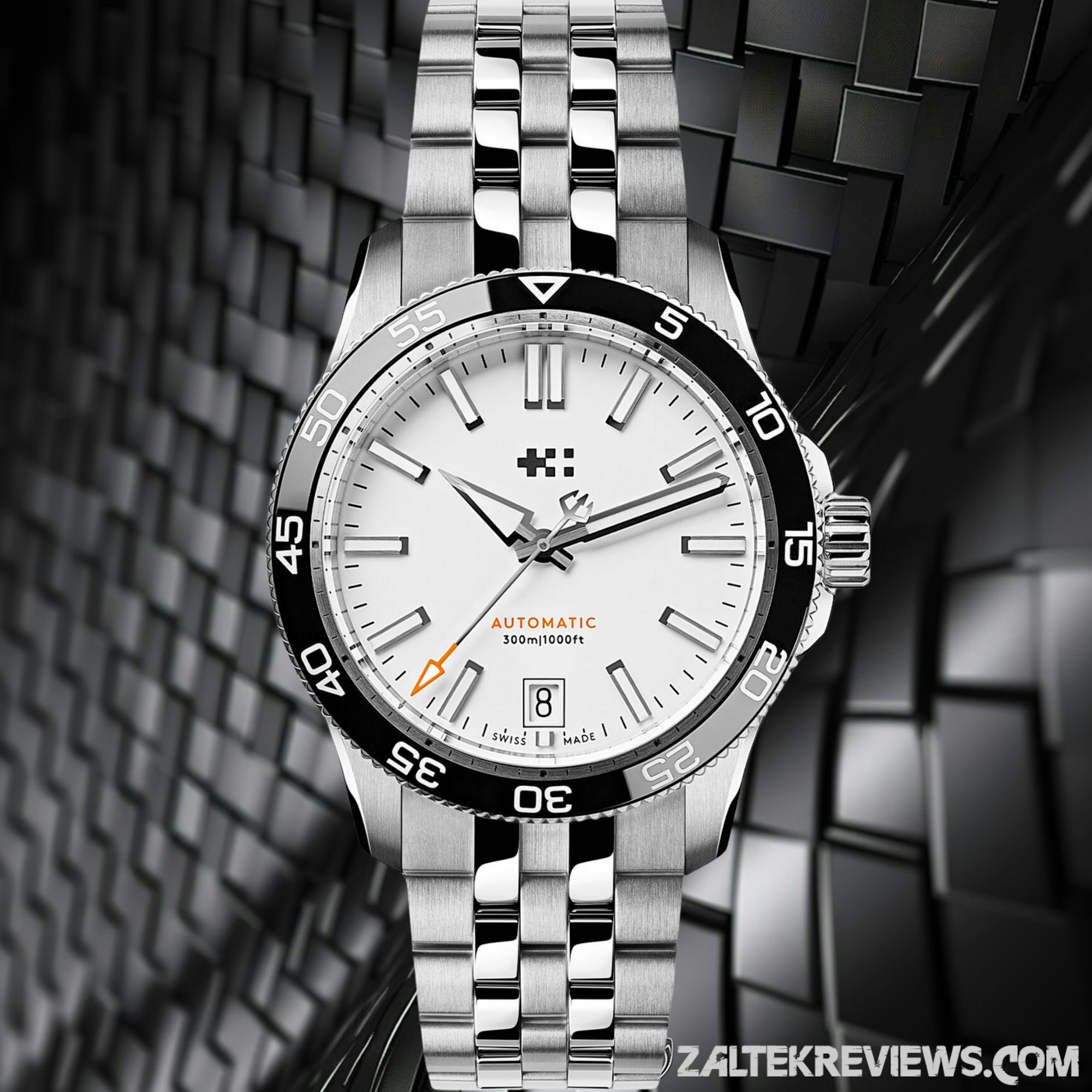 Christopher Ward C60 🔱 Pro 300 | White Dial | Consort Bracelet